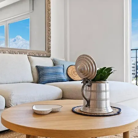 Apartament Unique 2br In Puerto Banus With Sea Views!